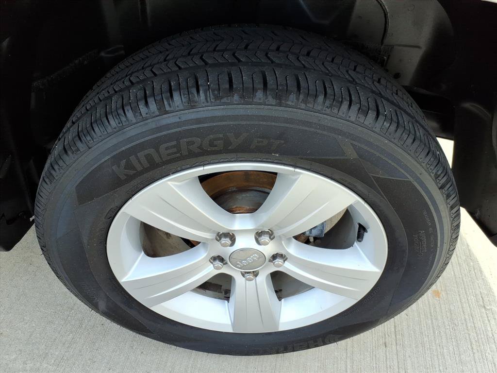 Used 2014 Jeep Patriot Limited w/ Sun/Sound Group AWD/4WD image 5