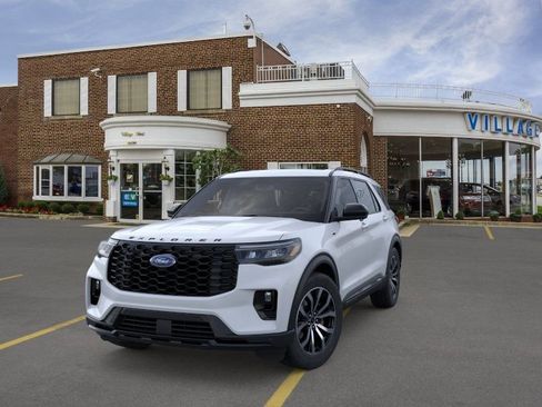 New 2026 Ford Explorer ST-Line AWD/4WD image 2