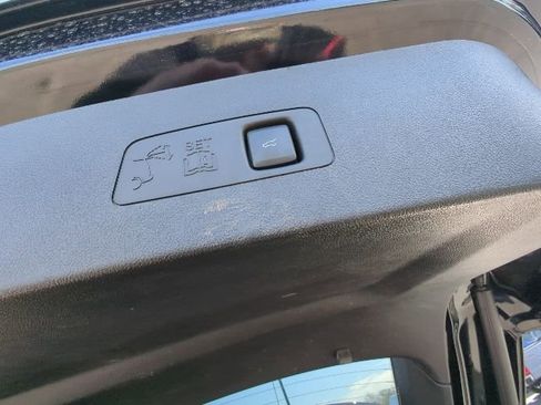 Used 2024 Lincoln Corsair Reserve w/ Equipment Group 201A image 14