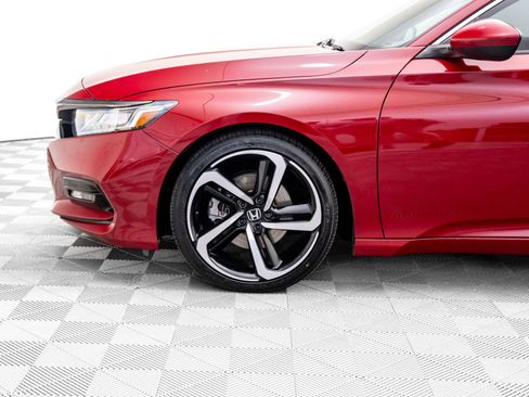 Used 2018 Honda Accord Sport image 33