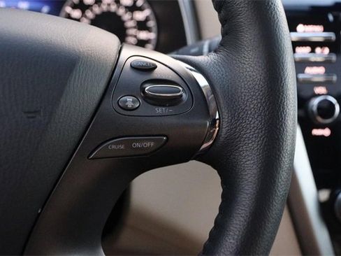 Certified 2024 Nissan Murano SL image 13