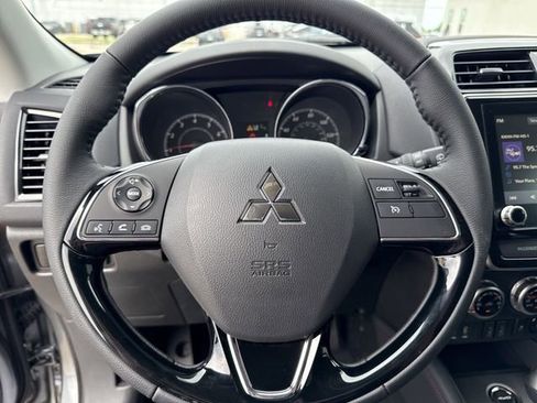 New 2025 Mitsubishi Outlander Sport SE image 13