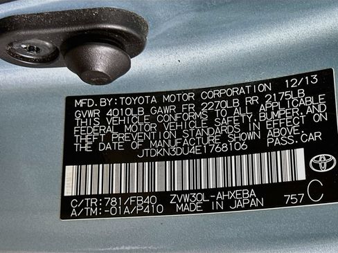 Used 2014 Toyota Prius Three FWD image 33