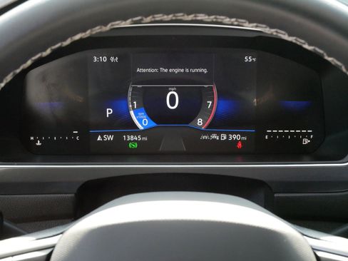 Certified 2024 Volkswagen Tiguan SE w/ Panoramic Sunroof Package image 21