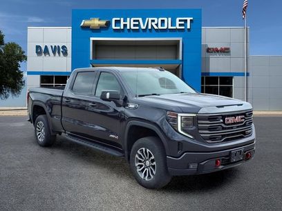 Used 2022 GMC Sierra 1500 AT4 w/ AT4 Premium Package