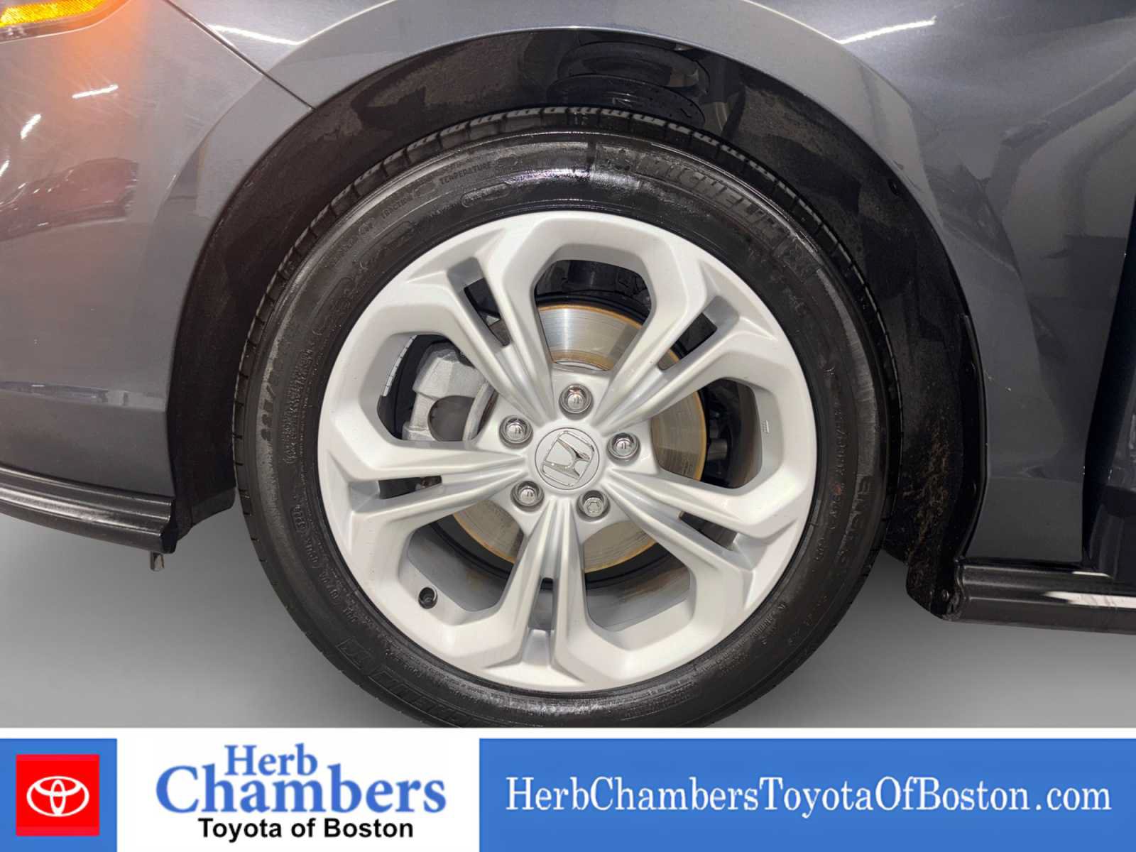 Used 2025 Honda Accord LX image 8