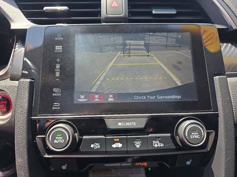 Used 2018 Honda Civic Si image 18