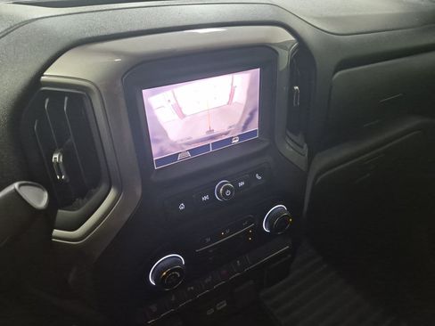 Used 2024 Chevrolet Silverado 2500 Custom w/ Custom Value Package AWD/4WD image 27