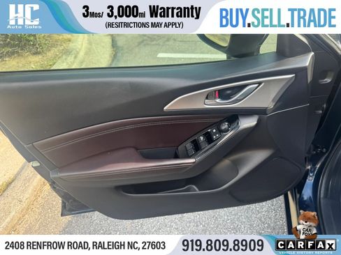 Used 2018 MAZDA MAZDA3 Touring FWD image 15