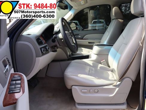 Used 2007 GMC Yukon XL SLT w/ SLT Preferred Equipment Group AWD/4WD image 15