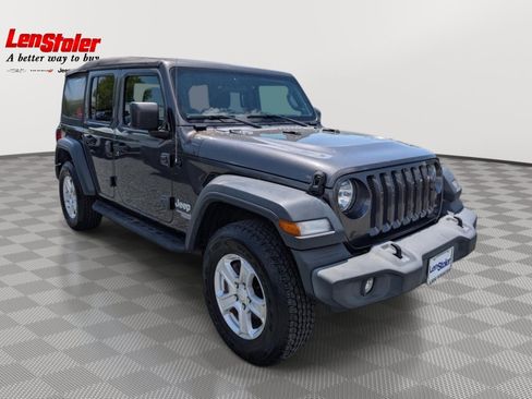 Used 2019 Jeep Wrangler Unlimited Sport S AWD/4WD image 7