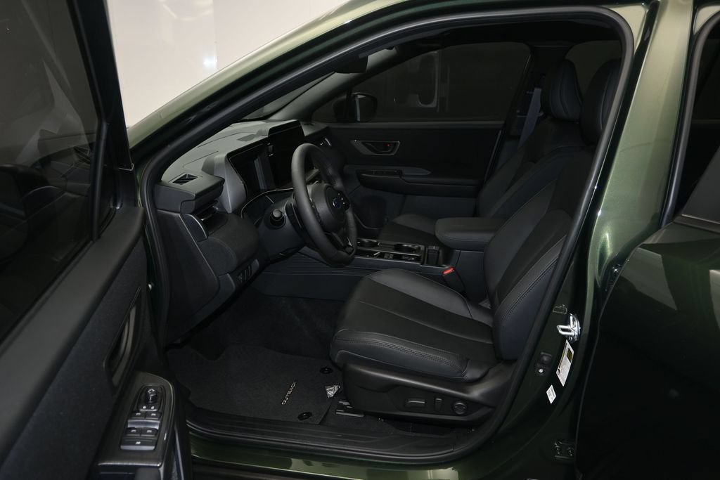 Used 2026 Subaru Outback Premium AWD/4WD image 17