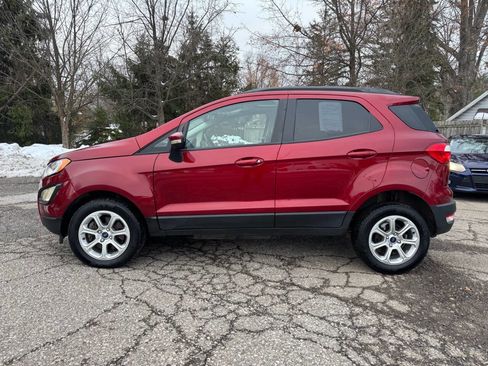 Used 2019 Ford EcoSport SE image 9