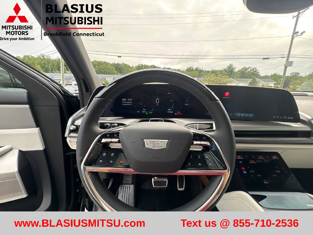 Used 2026 Cadillac Vistiq Sport AWD/4WD image 20