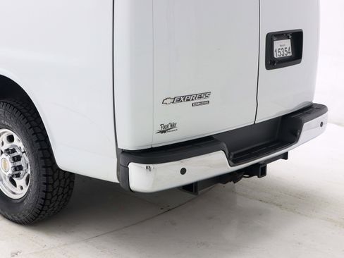 Used 2014 Chevrolet Express 3500 LT w/ LT Preferred Equipment Group image 10