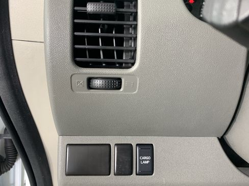 Used 2019 Nissan Frontier S RWD image 16