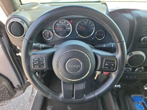Used 2017 Jeep Wrangler Sport AWD/4WD image 21