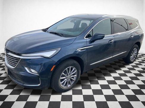 Certified 2023 Buick Enclave Essence w/ Sound and Sites Package image 33