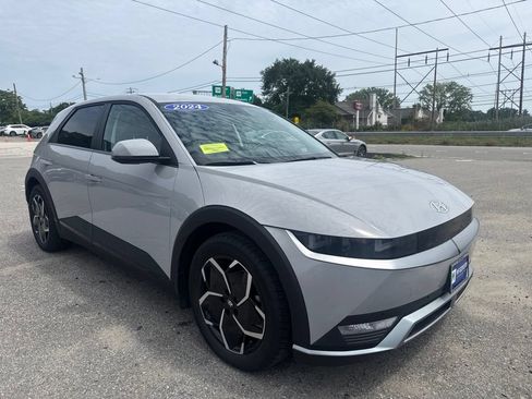 Used 2024 Hyundai Ioniq 5 SEL AWD/4WD image 3
