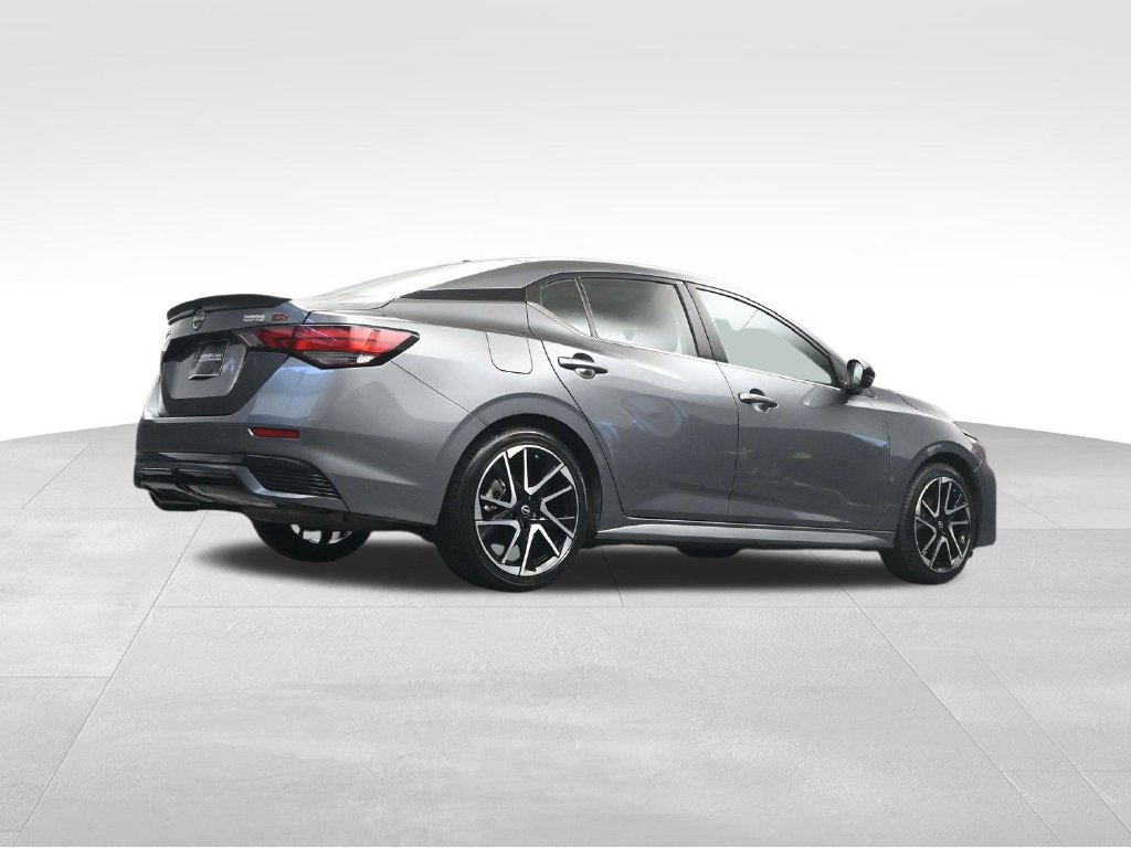 Used 2024 Nissan Sentra SR w/ SR Premium Package FWD image 27