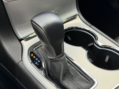 Used 2018 Jeep Grand Cherokee Limited image 27