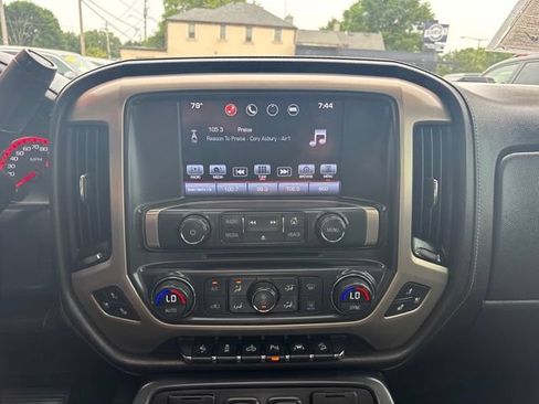 Used 2016 GMC Sierra 1500 Denali w/ Enhanced Driver Alert Package AWD/4WD image 13