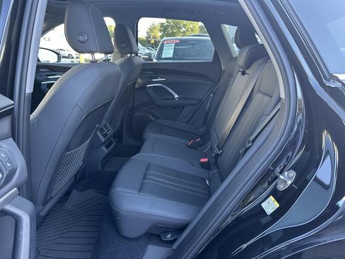 Used 2025 Audi Q5 Premium Plus w/ Premium Plus AWD/4WD image 5