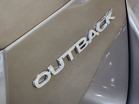 Used 2022 Subaru Outback Limited w/ Popular Package #2 image 25