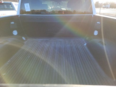 Used 2021 GMC Sierra 1500 Elevation image 23