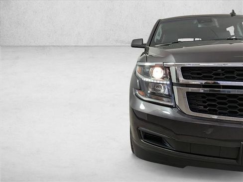 Used 2018 Chevrolet Tahoe LT image 12