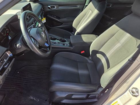 Used 2024 Honda Civic Sport image 10