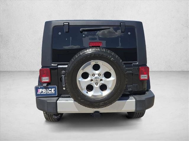Used 2014 Jeep Wrangler Sahara w/ Connectivity Group AWD/4WD image 7