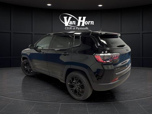 New 2026 Jeep Compass Latitude AWD/4WD image 5