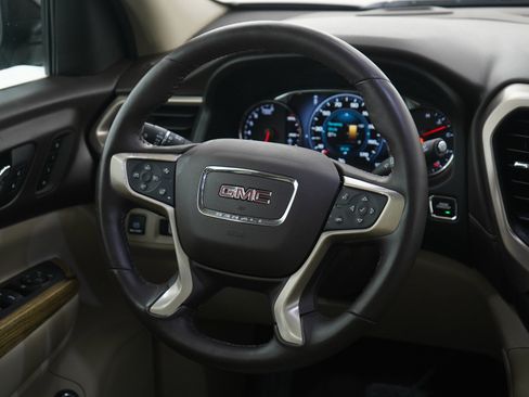 Used 2018 GMC Acadia Denali w/ Technology Package image 15