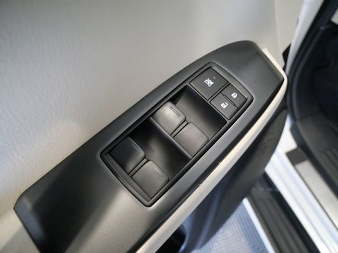 Used 2023 Lexus GX 460 Premium AWD/4WD image 17