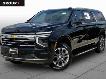 Used 2026 Chevrolet Suburban LT w/ Comfort Package