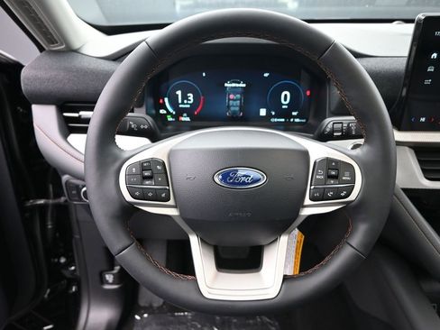 New 2026 Ford Explorer Active w/ Active Comfort Package image 17