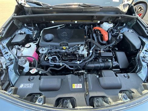 Used 2021 Toyota Venza Limited w/ Advanced Technology Package AWD/4WD image 8