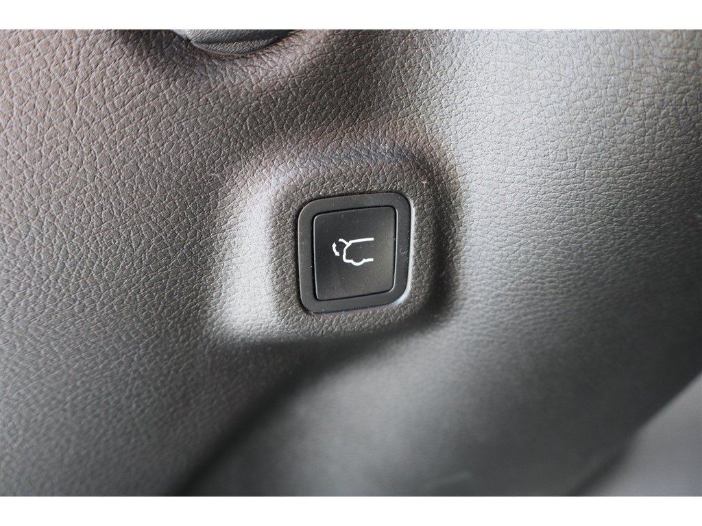 Used 2022 Jeep Compass Limited w/ Elite Group AWD/4WD image 40