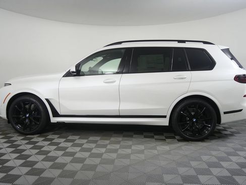 New 2027 BMW X7 xDrive40i w/ Executive Package AWD/4WD image 6