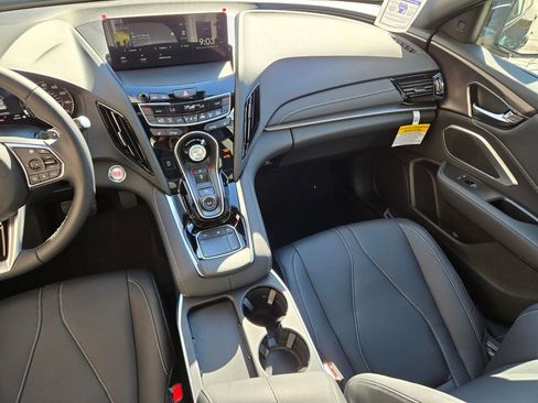 New 2025 Acura RDX SH-AWD image 17
