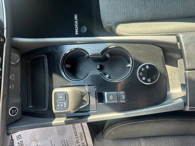 Used 2023 Nissan Rogue SV AWD/4WD image 26