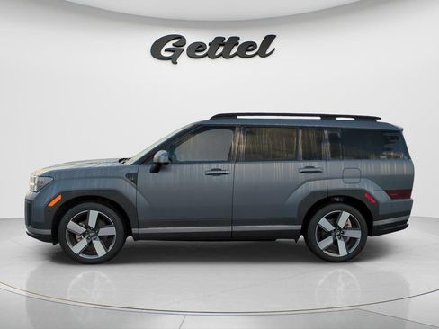 Certified 2025 Hyundai Santa Fe Limited FWD image 8