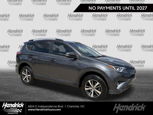 Used 2017 Toyota RAV4 XLE FWD image 1