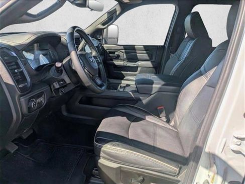 Used 2024 RAM 2500 Limited image 15