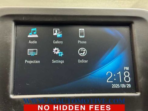 Used 2018 Chevrolet Equinox LT image 23