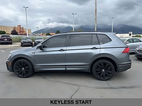 Used 2021 Volkswagen Tiguan SE R-Line w/ 3rd Row Seat Package AWD/4WD image 6