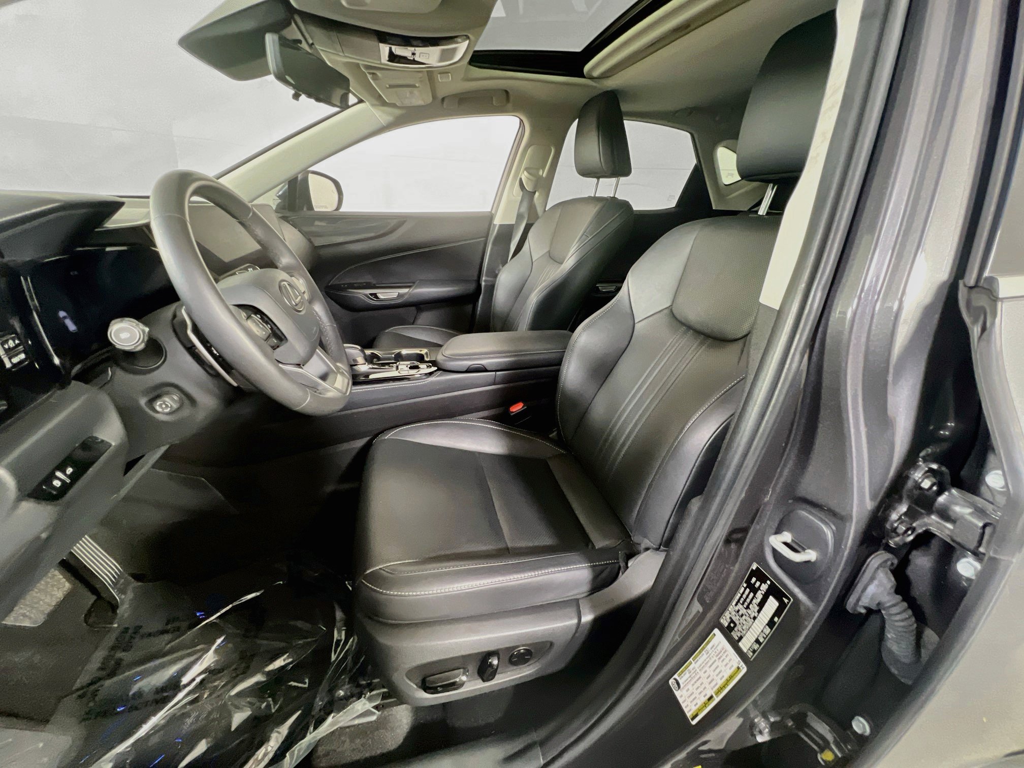 Used 2023 Lexus NX 350h AWD w/ Towing Package (2000 Lbs) image 20