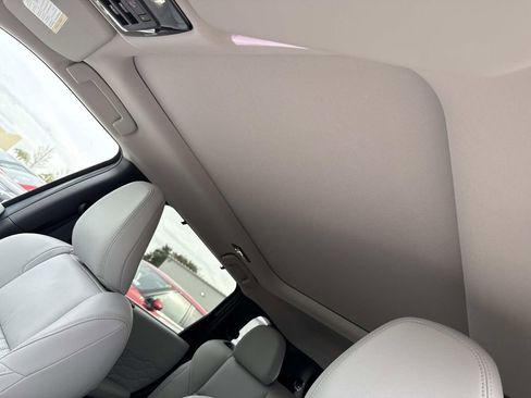 New 2026 Mitsubishi Outlander SEL image 45