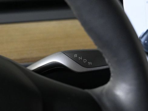 Used 2024 Tesla Model Y Long Range image 18